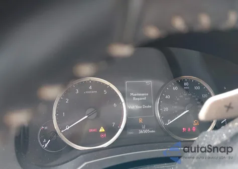 2017 Lexus Is 200T z USA, uszkodzony, nr VIN JTHBA1D27H5055310